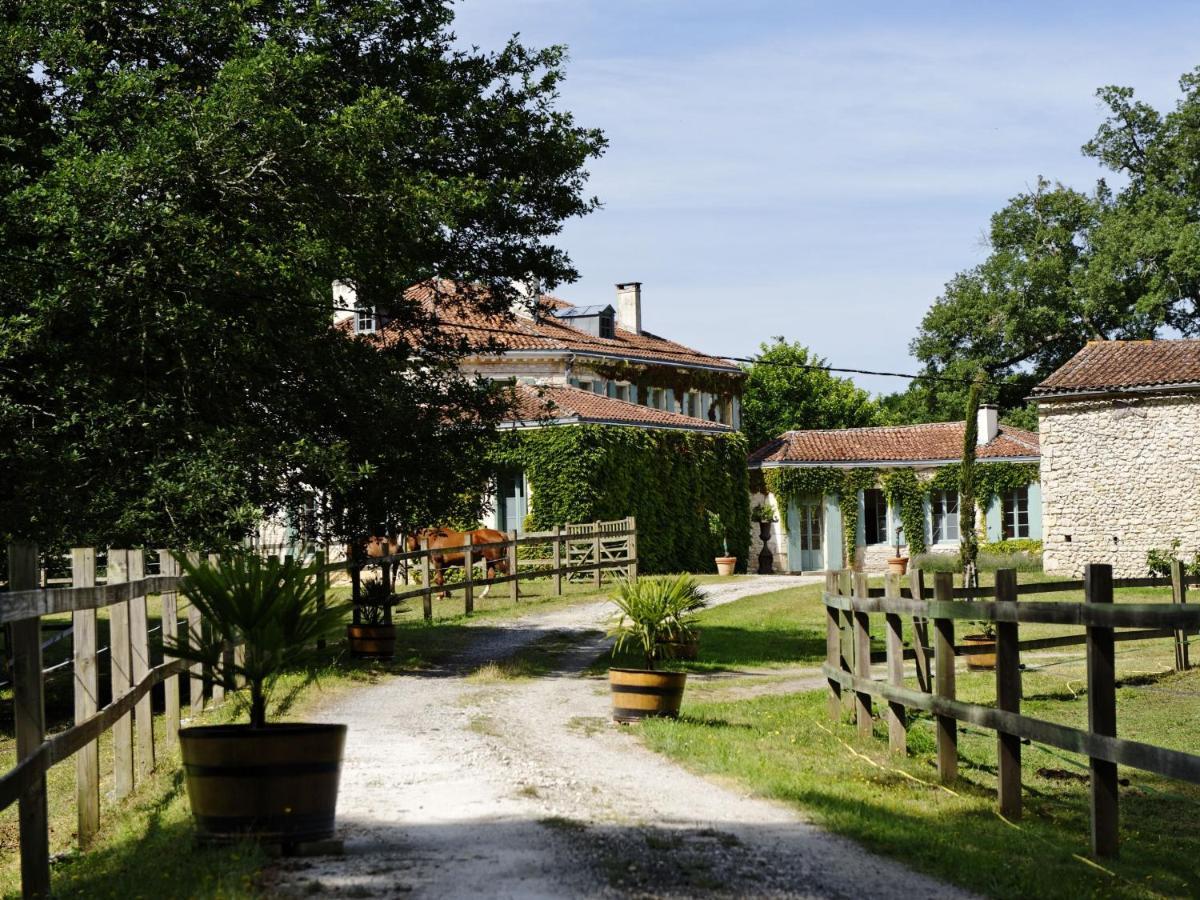 Chateau De L'Isle - Chambres D'Hotes Castelnau-de-Médoc Eksteriør billede