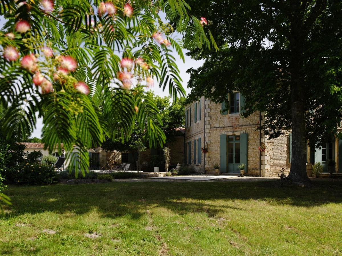 Chateau De L'Isle - Chambres D'Hotes Castelnau-de-Médoc Eksteriør billede