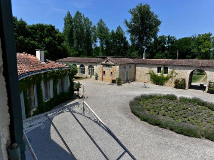 Chateau De L'Isle - Chambres D'Hotes Castelnau-de-Médoc Eksteriør billede